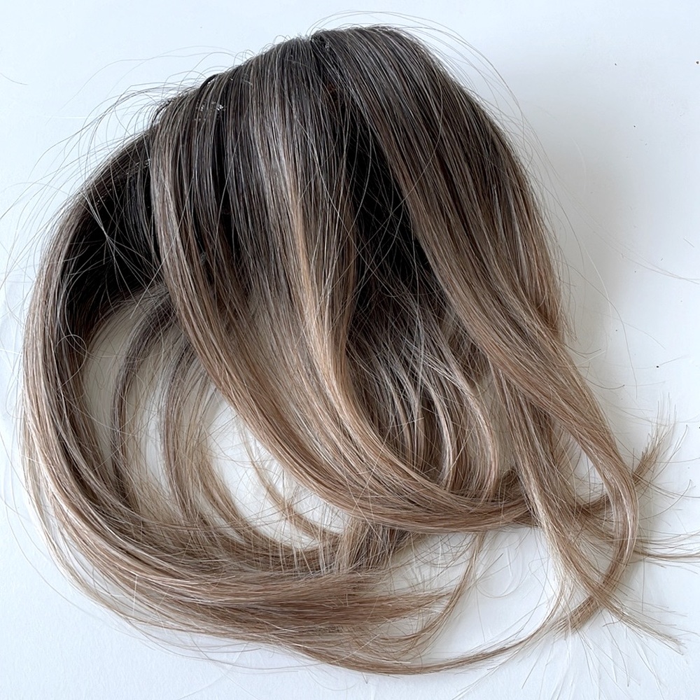 NWT ombrรฉ topper brown blonde ends blended hair straight bangs center parting